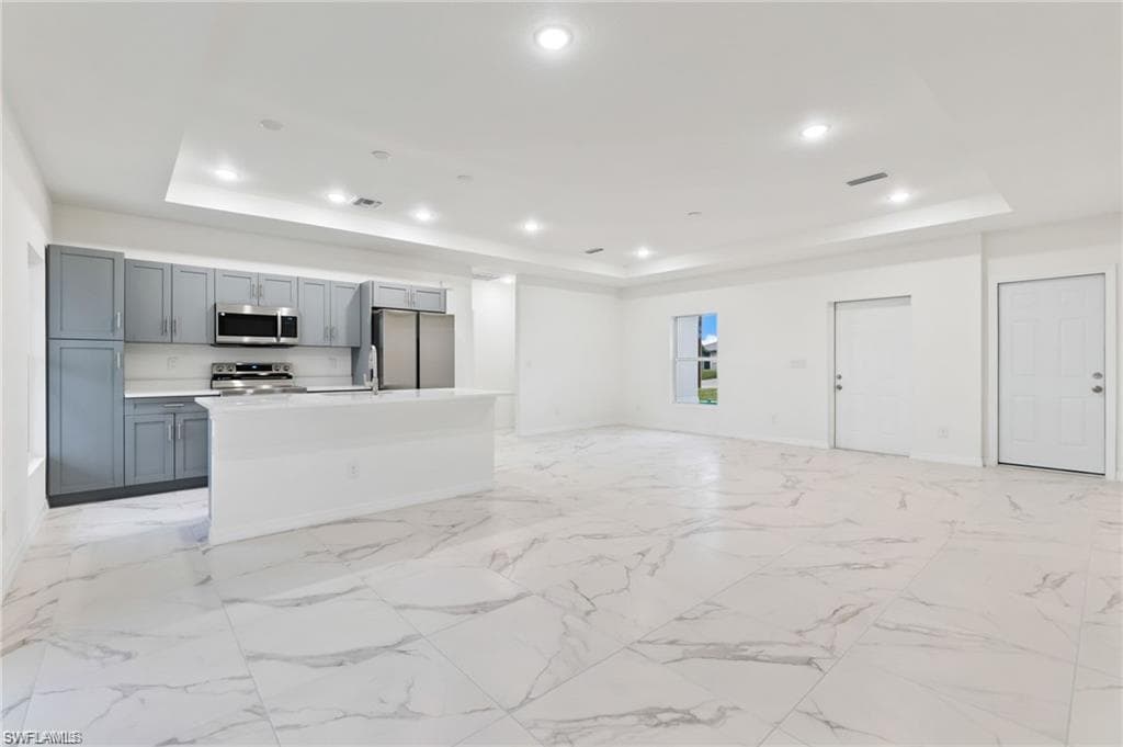 819 Joponica AVE S LEHIGH ACRES, FL 33974