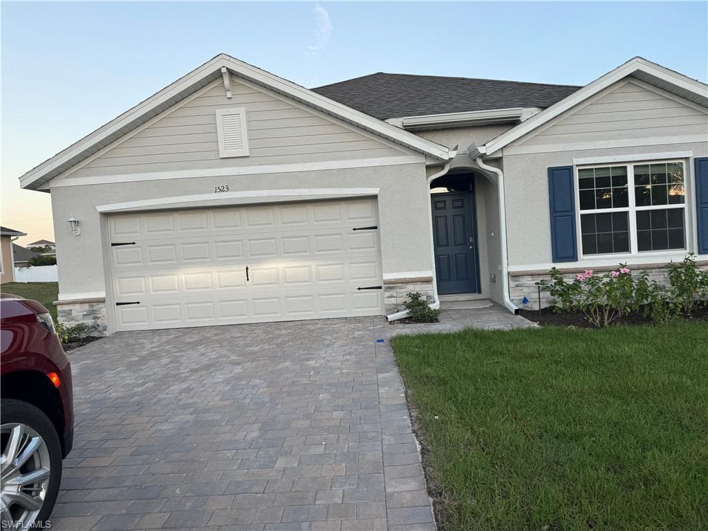 1523 SW 19th PL CAPE CORAL, FL 33991