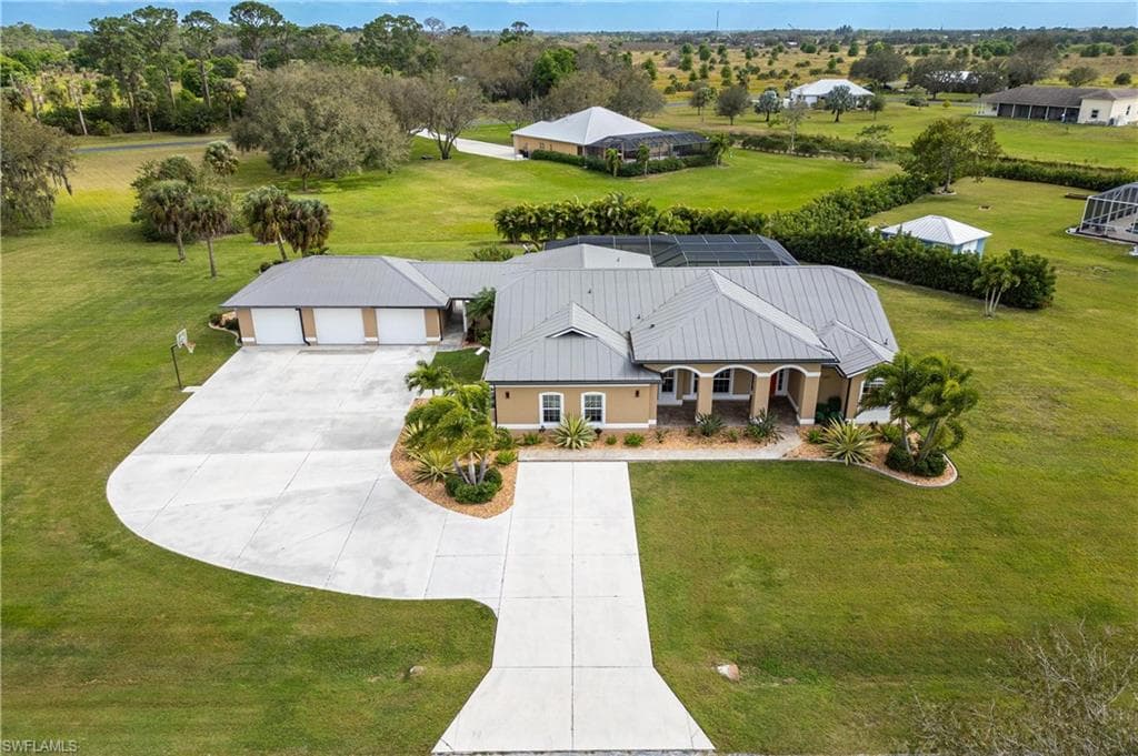 5263 River Blossom LN FORT DENAUD, FL 33935