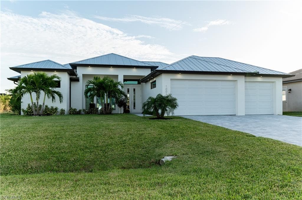 1006 SW 36TH TER CAPE CORAL, FL 33914