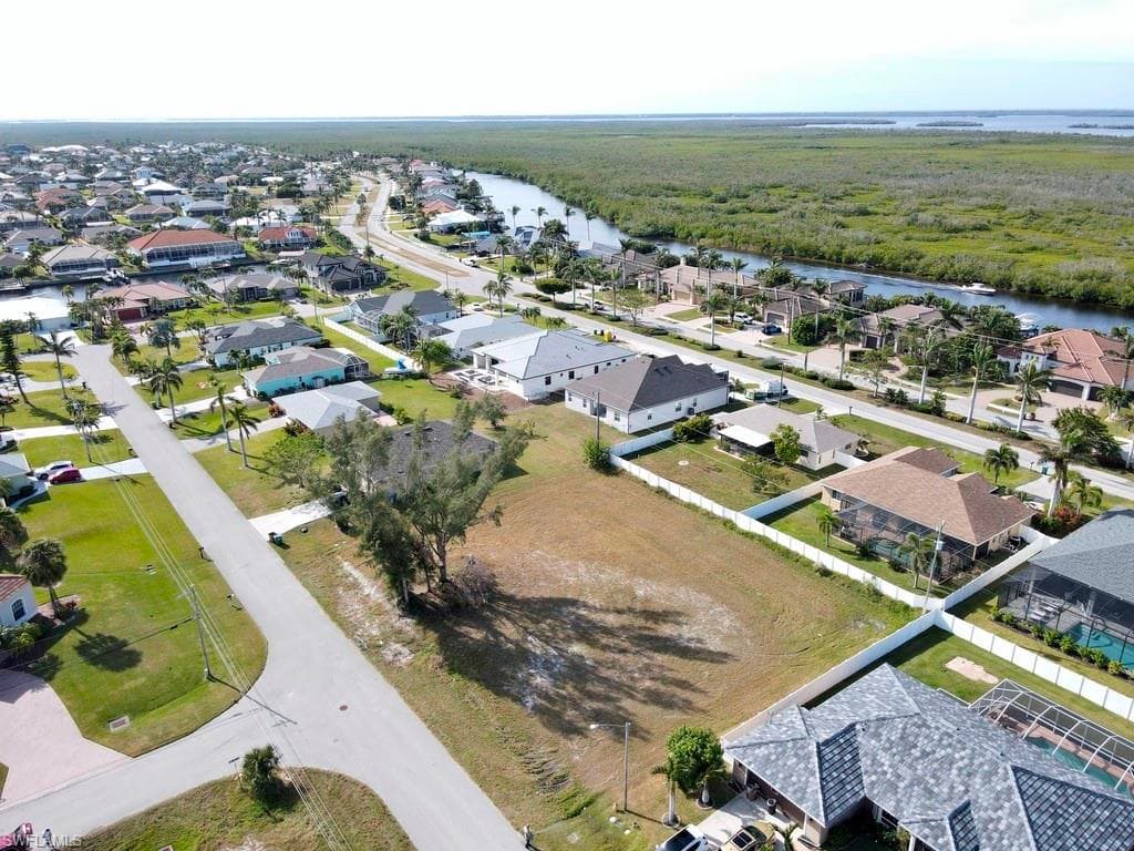 3534 SW 29th AVE CAPE CORAL, FL 33914