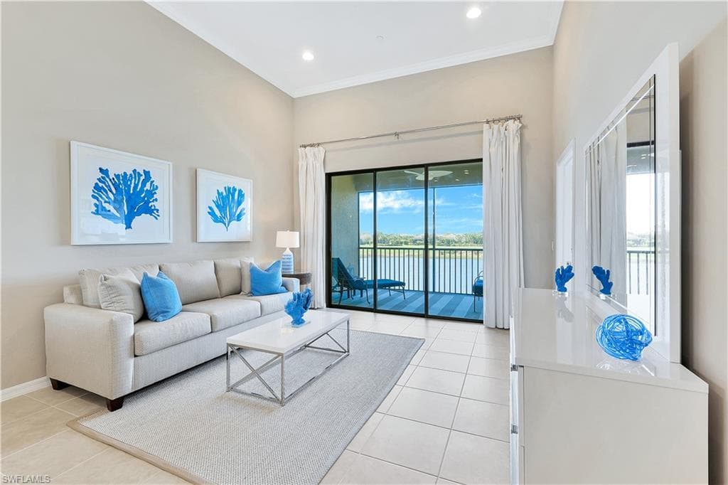 9385 Pocida CT 202 NAPLES, FL 34119