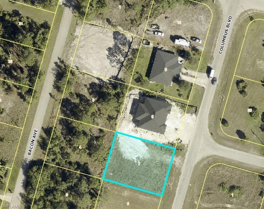 1242 Columbus BLVD FORT MYERS, FL 33913