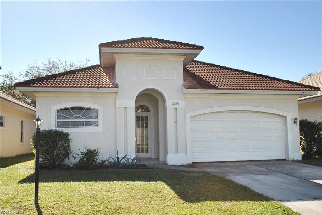 11259 La Coruna LN BONITA SPRINGS, FL 34135