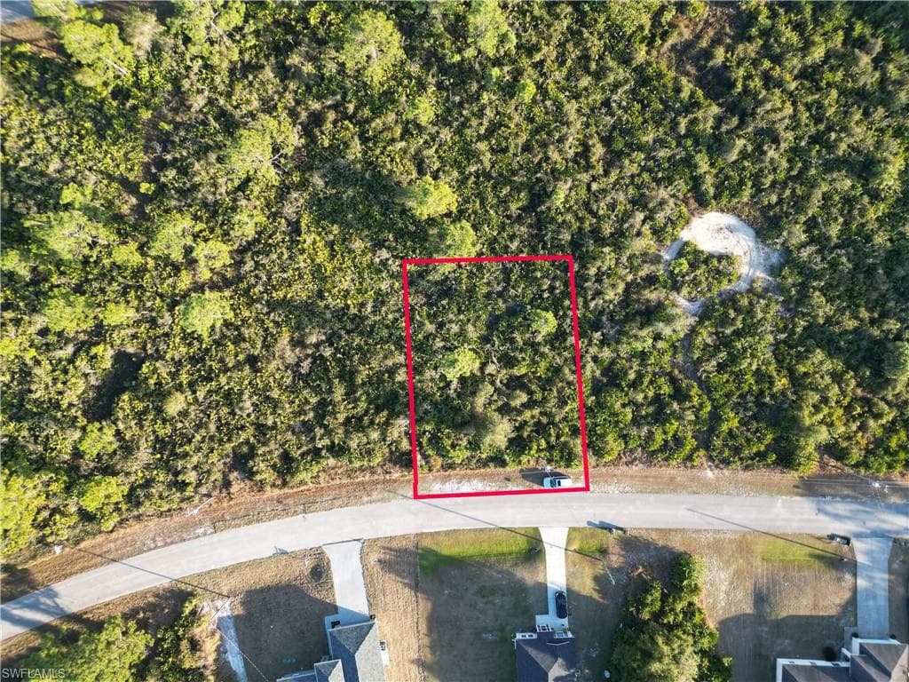 321 Bradley AVE LEHIGH ACRES, FL 33974