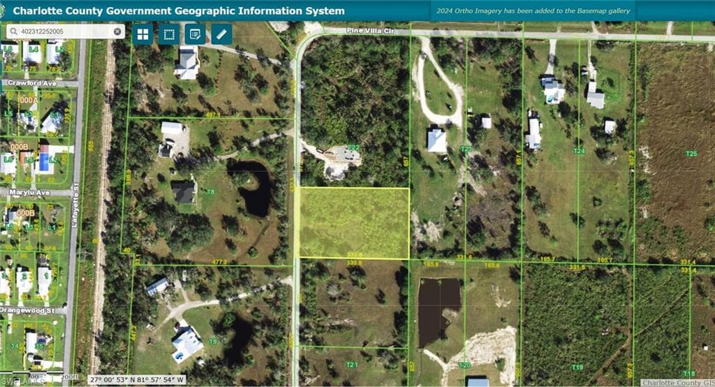 Pine Villa CIR PUNTA GORDA, FL 33982