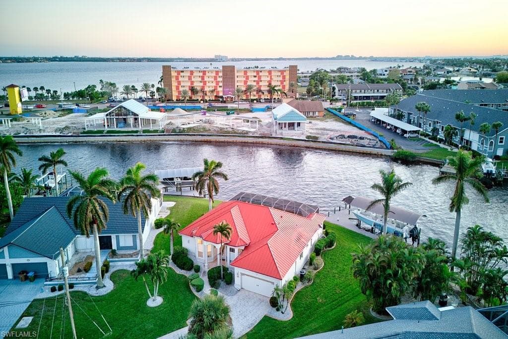 2004 SE 47th ST CAPE CORAL, FL 33904