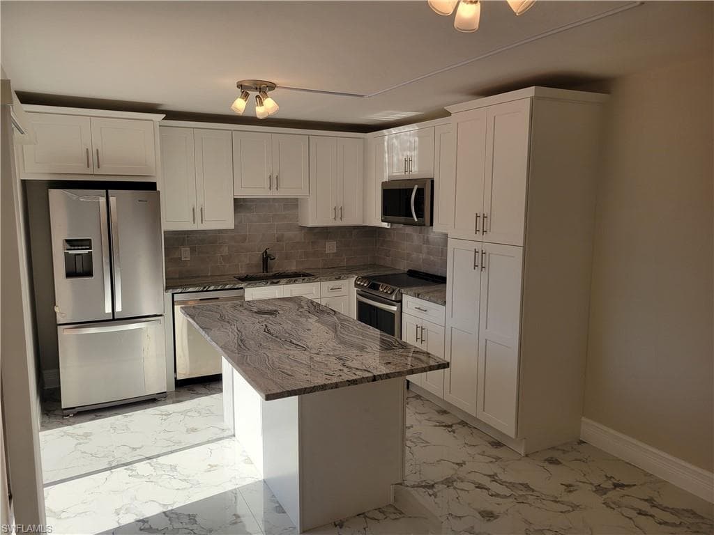 12350 Woodrose CT 2 FORT MYERS, FL 33907