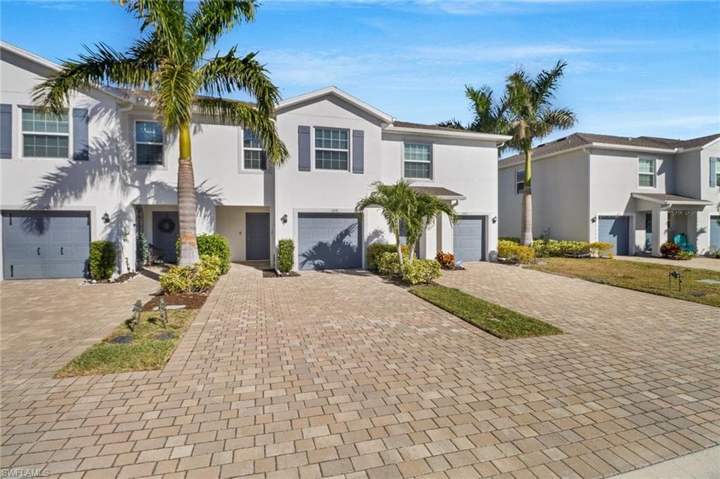 15176 Wildflower CIR NAPLES, FL 34119