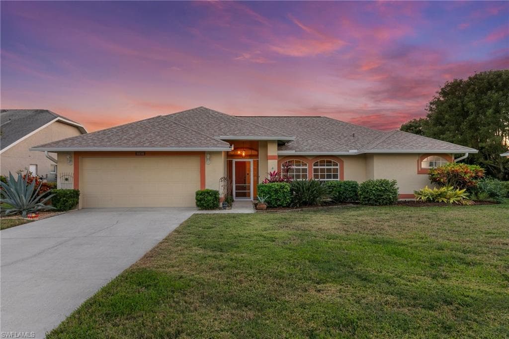 3454 Anton CT NAPLES, FL 34109