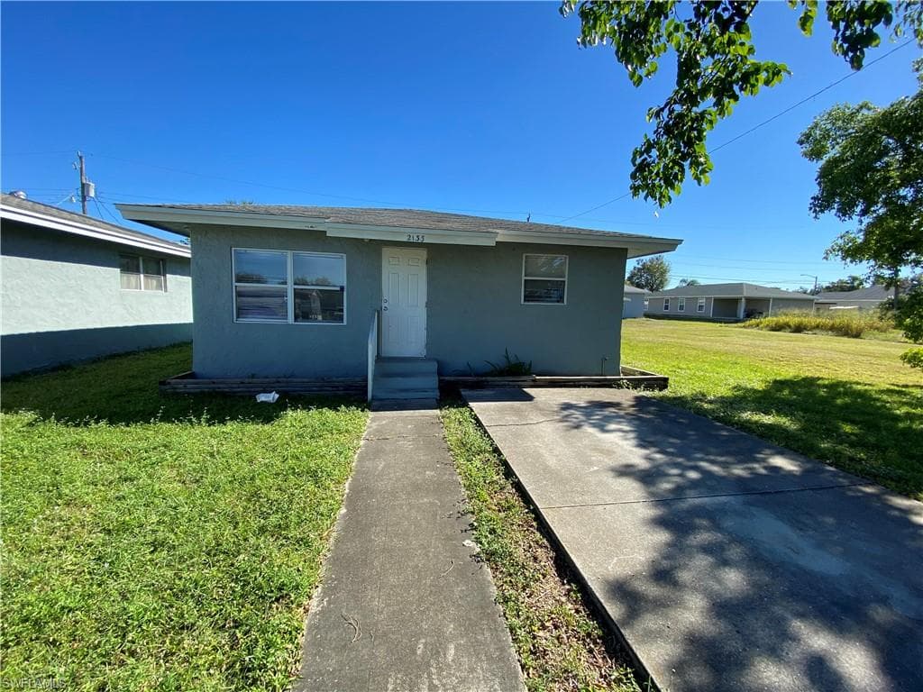 2133 Mitchell CT FORT MYERS, FL 33916