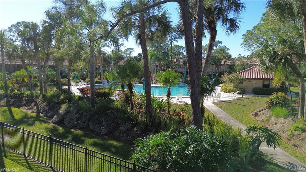 3231 HORSE CARRIAGE WAY 208 NAPLES, FL 34105