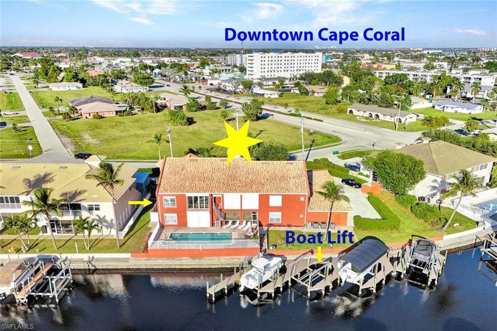 728 Victoria DR 201 CAPE CORAL, FL 33904