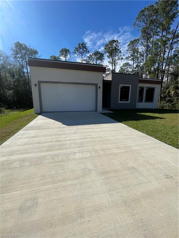 1933 Marlay AVE LEHIGH ACRES, FL 33972