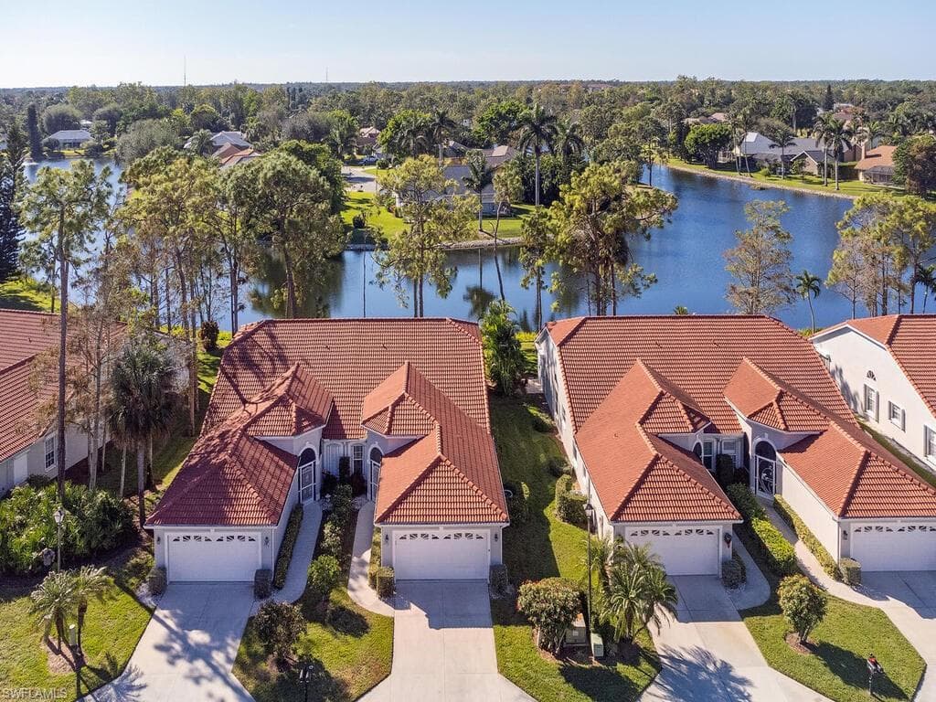 252 Melrose PL 67 NAPLES, FL 34104