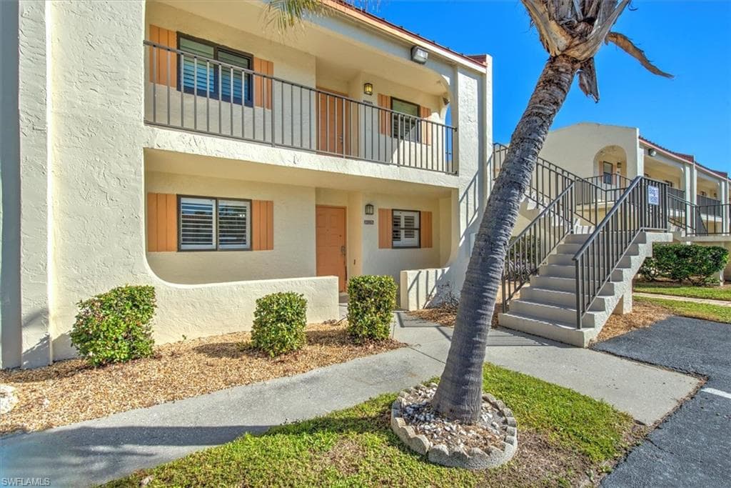 16380 Dublin CIR 105 FORT MYERS, FL 33908