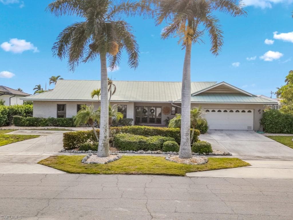 334 Grapewood CT MARCO ISLAND, FL 34145