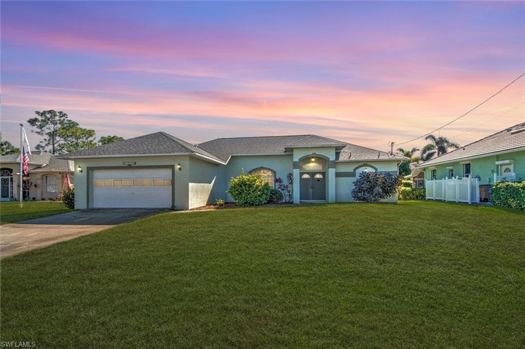 2609 10th ST W LEHIGH ACRES, FL 33971