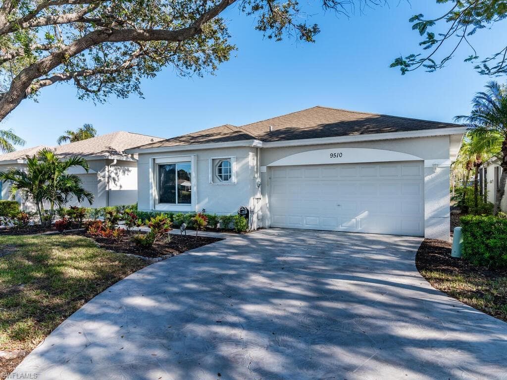 9510 Village View BLVD BONITA SPRINGS, FL 34135