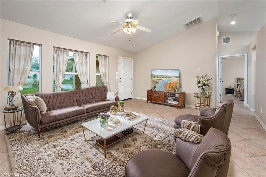 305 SE 22nd ST CAPE CORAL, FL 33990