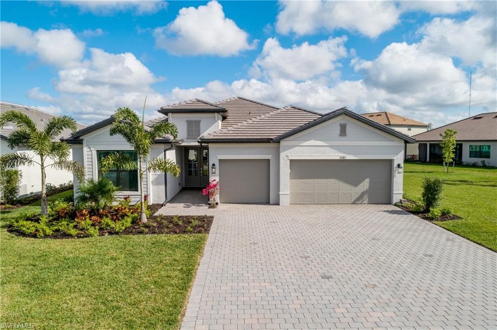 21083 Hallandale DR ESTERO, FL 33928
