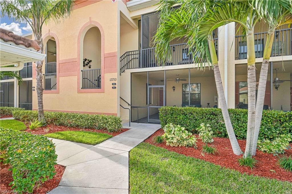 13710 Julias WAY 914 FORT MYERS, FL 33919