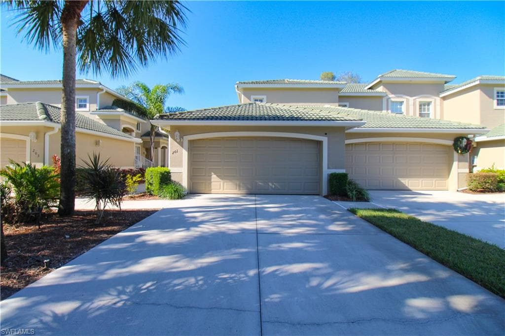3435 Laurel Greens LN S 201 NAPLES, FL 34119