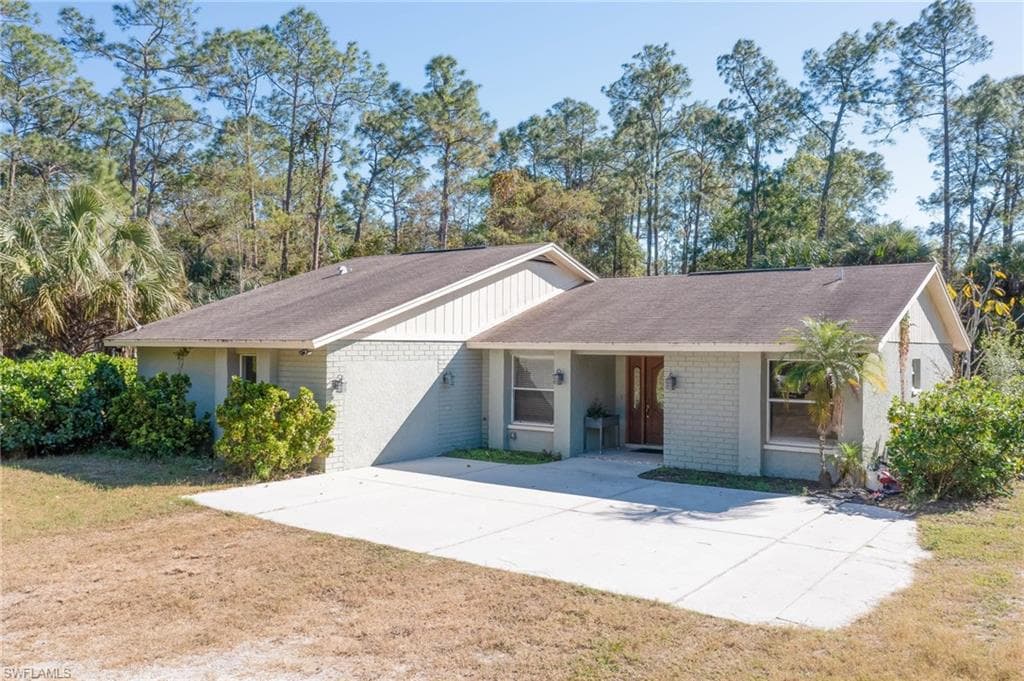 5380 Coral Wood DR NAPLES, FL 34119