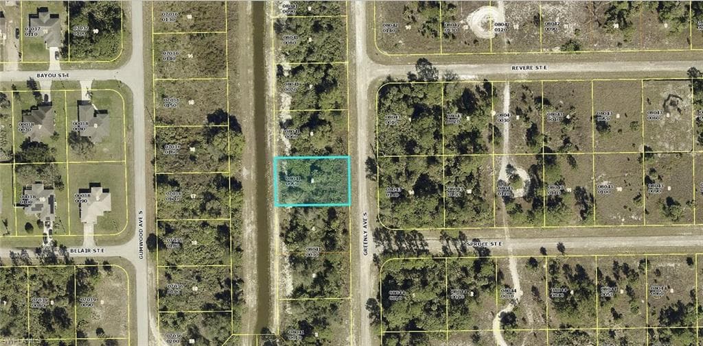 544 Greenly AVE S LEHIGH ACRES, FL 33974