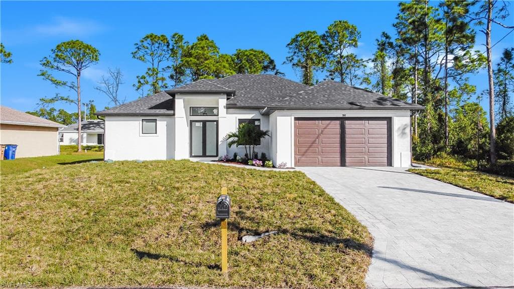 2802 6th ST SW LEHIGH ACRES, FL 33976