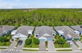 2425 Ariane DR NAPLES, FL 34112