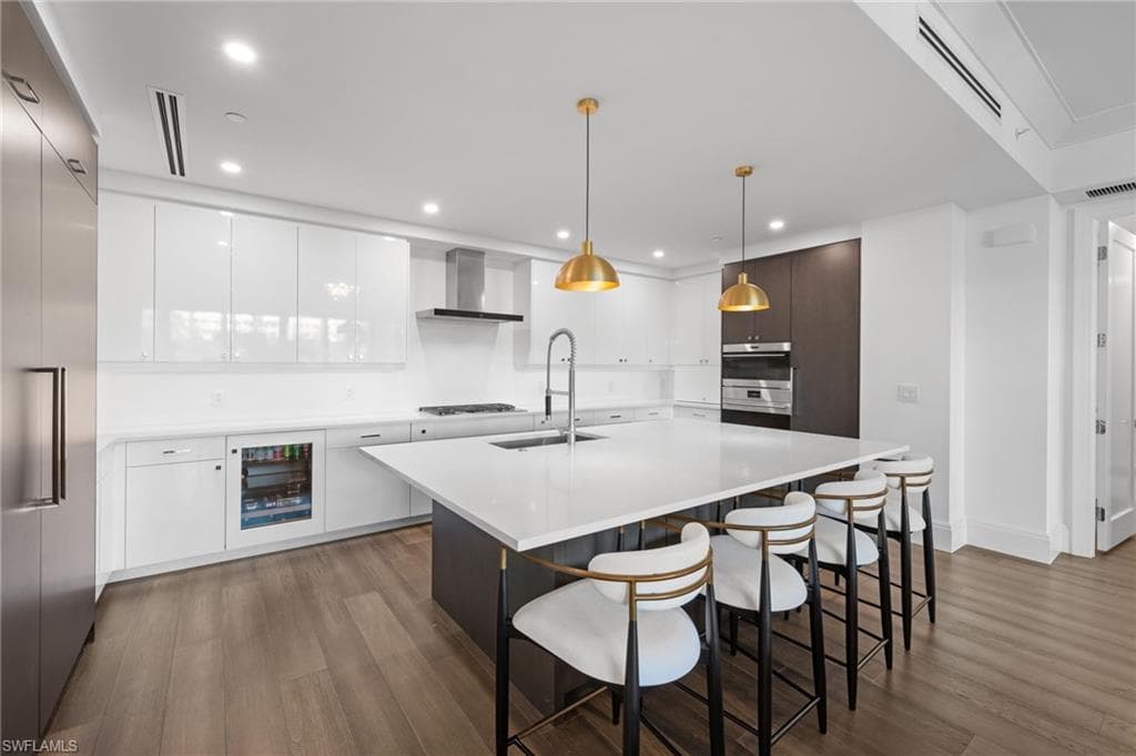 1130 3rd AVE S 215 NAPLES, FL 34102