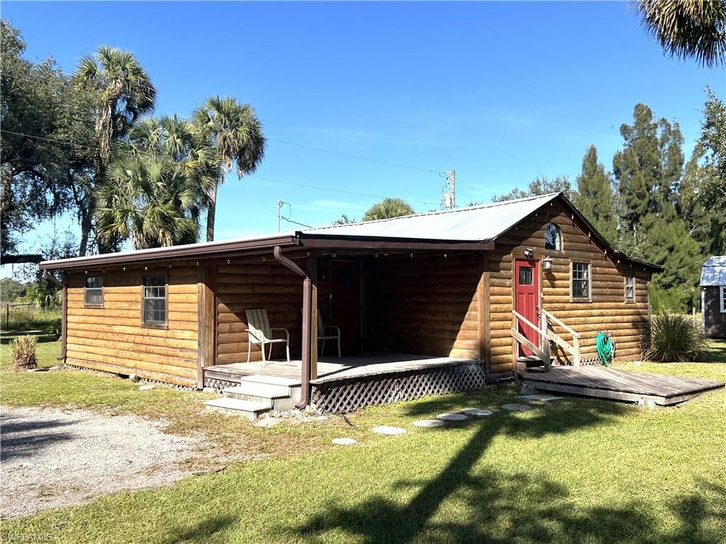 13930 Orange River BLVD FORT MYERS, FL 33905