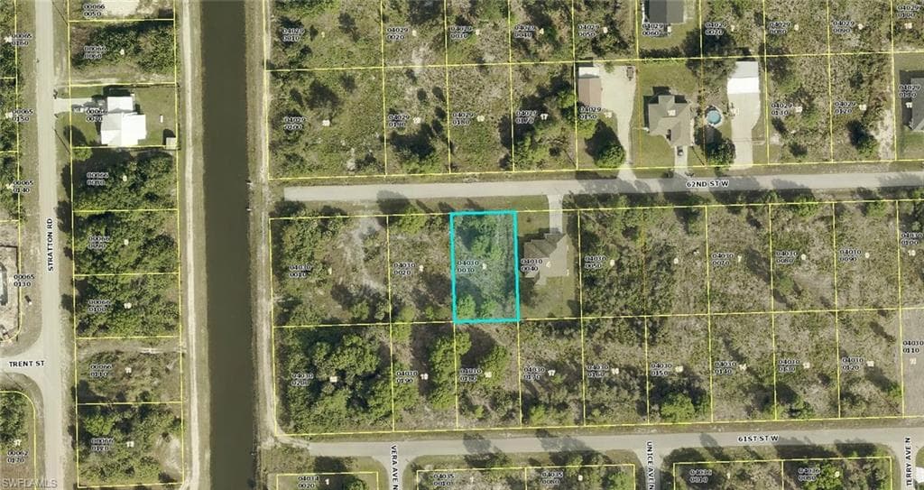 3615 62nd ST W LEHIGH ACRES, FL 33971