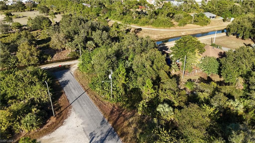 4 W 18th ST LEHIGH ACRES, FL 33972