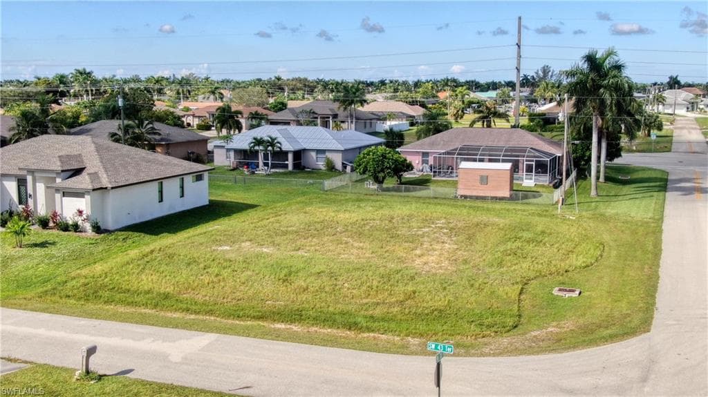 4328 SW 20th PL CAPE CORAL, FL 33914