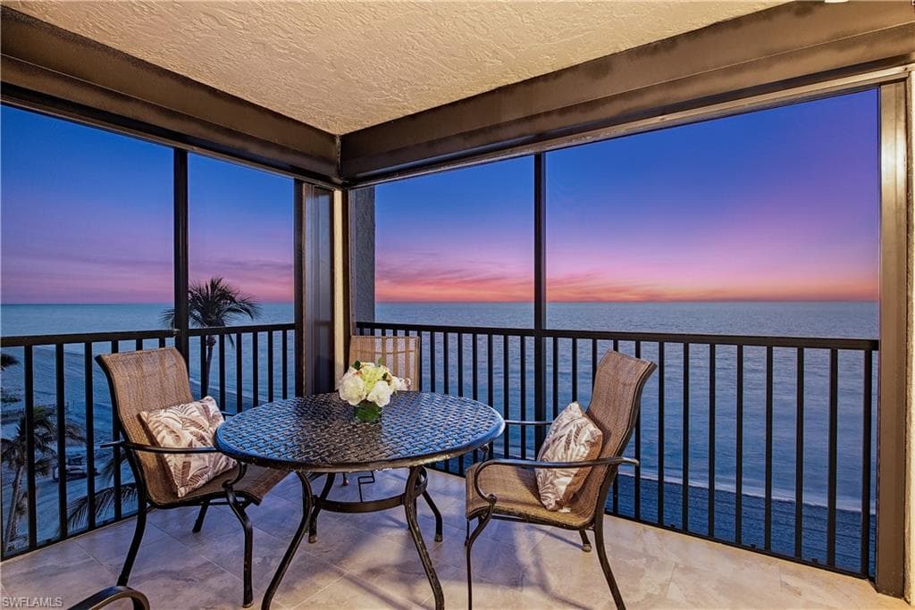 9715 Gulf Shore DR 603 NAPLES, FL 34108