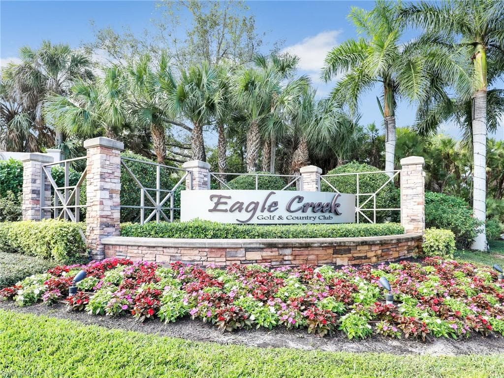 760 Waterford DR 102 NAPLES, FL 34113