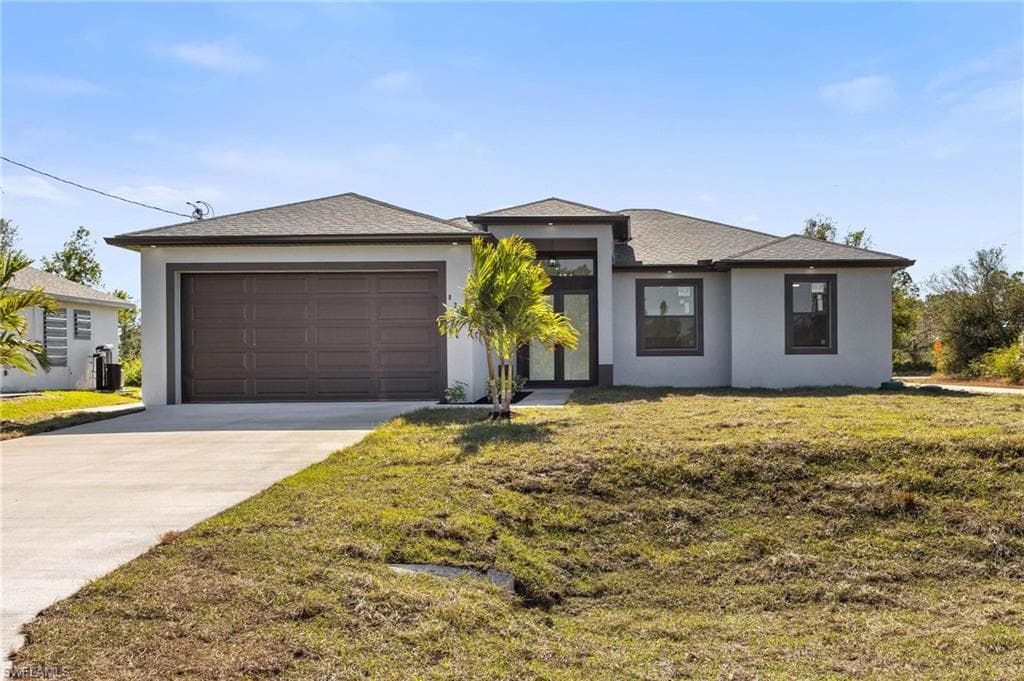 820 Chantilly ST E LEHIGH ACRES, FL 33974