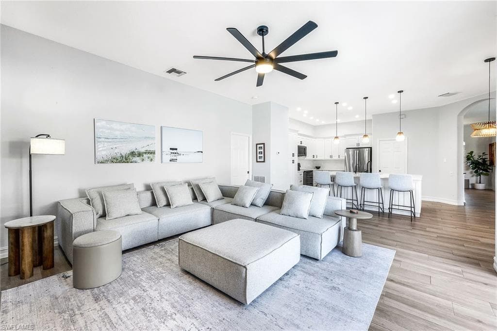 13040 Bridgeford AVE BONITA SPRINGS, FL 34135