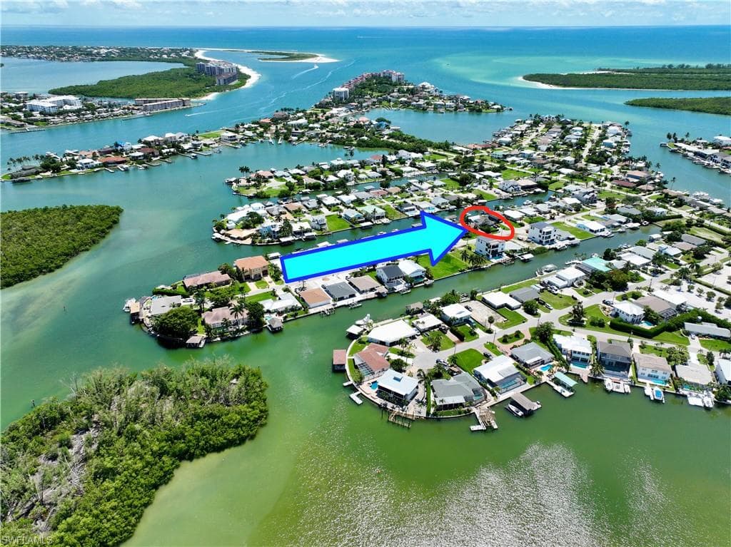 136 Trinidad ST NAPLES, FL 34113