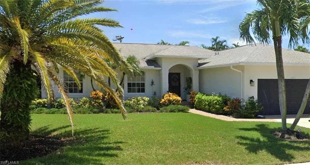 1753 Bahama AVE MARCO ISLAND, FL 34145