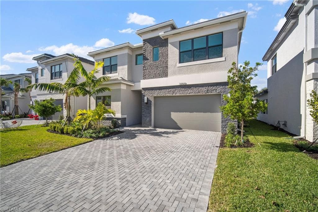 20926 Thistle Leaf LN ESTERO, FL 33928