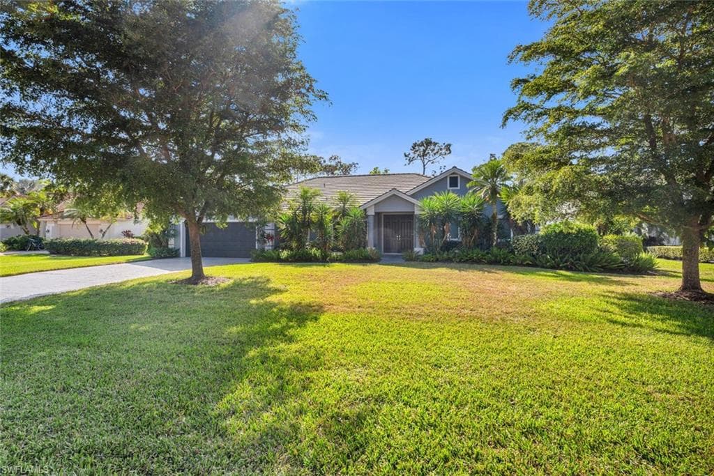 173 Edgemere WAY S NAPLES, FL 34105