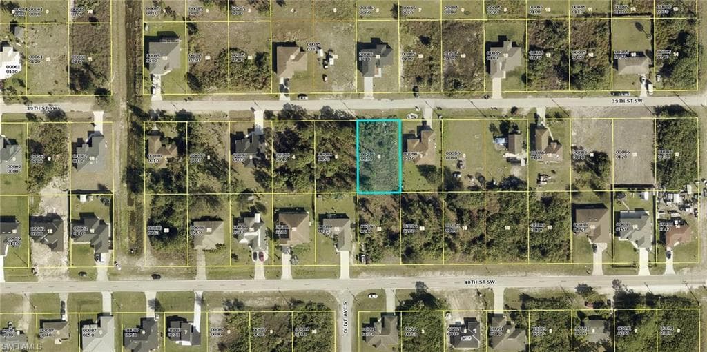 3115 39th ST SW LEHIGH ACRES, FL 33976