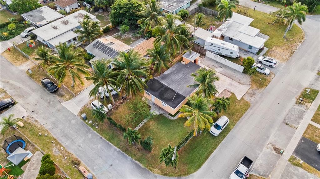 1236 PEAK RD LANTANA, FL 33462
