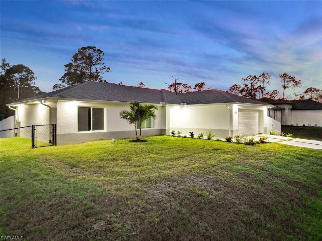 3306 E 7th ST LEHIGH ACRES, FL 33972