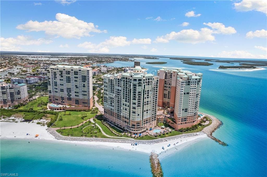 960 Cape Marco DR 401 MARCO ISLAND, FL 34145
