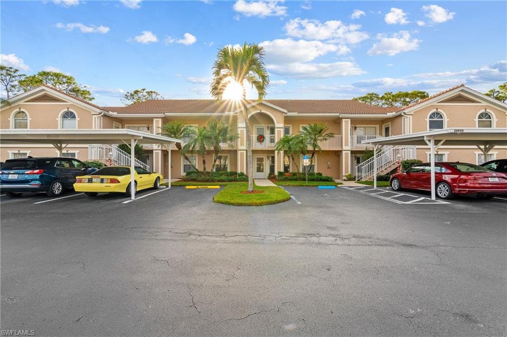 28950 Bermuda Pointe CIR 203 BONITA SPRINGS, FL 34134