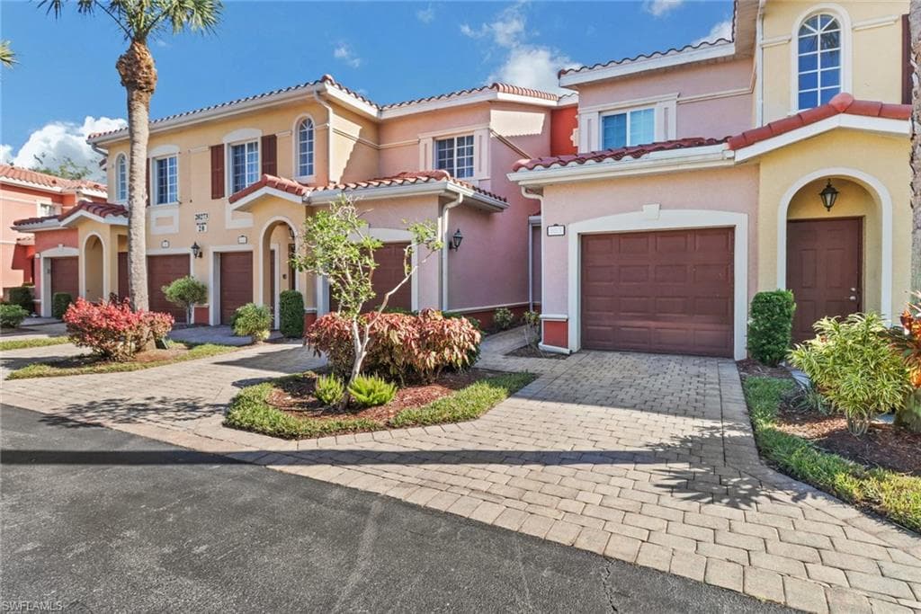 20273 Royal Villagio CT 103 ESTERO, FL 33928